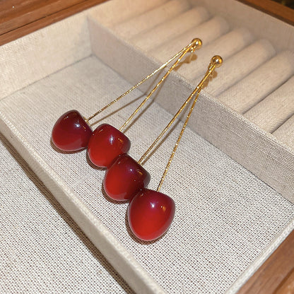 紅色銀針流蘇復古耳釘－細節特寫6｜https://igowo.tw/