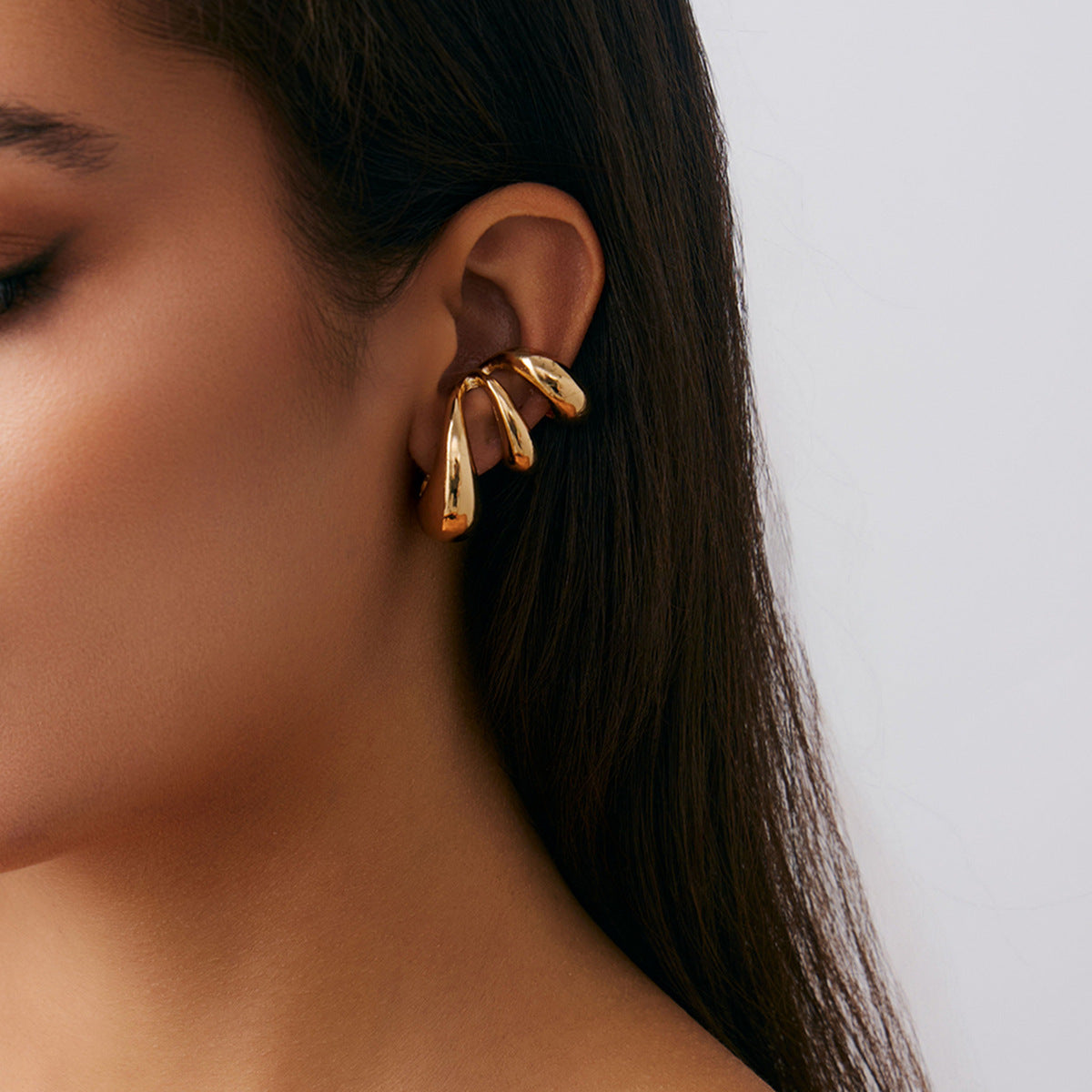 金屬水滴圓珠耳夾－細節特寫11｜https://igowo.tw/