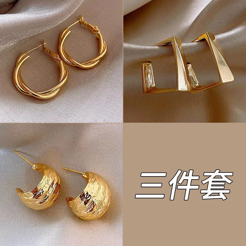 銀針扭紋耳釘三件組－細節特寫7｜https://igowo.tw/