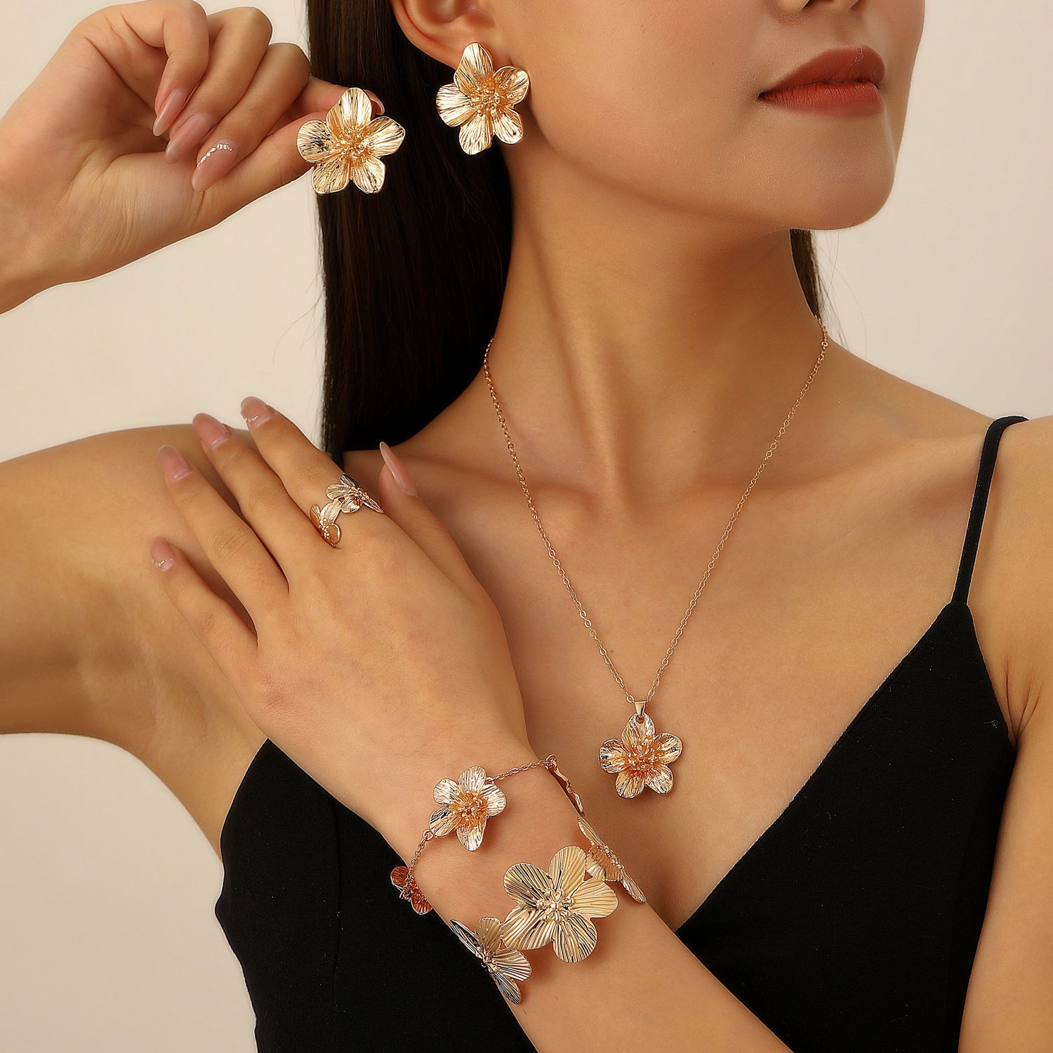 花朵項鍊耳環組－第二視角實拍｜https://igowo.tw/