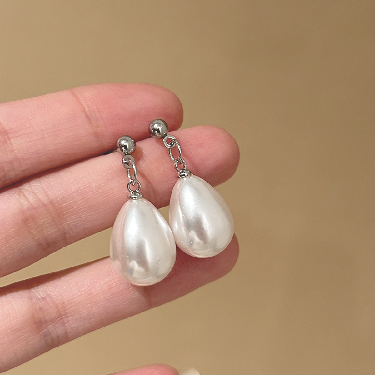 珍珠銀針水滴流蘇飾品－12/金色水滴款細節｜https://igowo.tw/