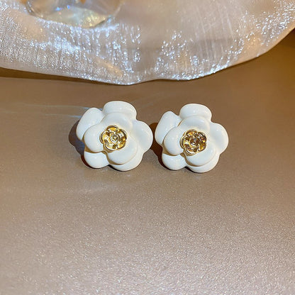 琺瑯花朵復古誇張耳環－細節特寫4｜https://igowo.tw/