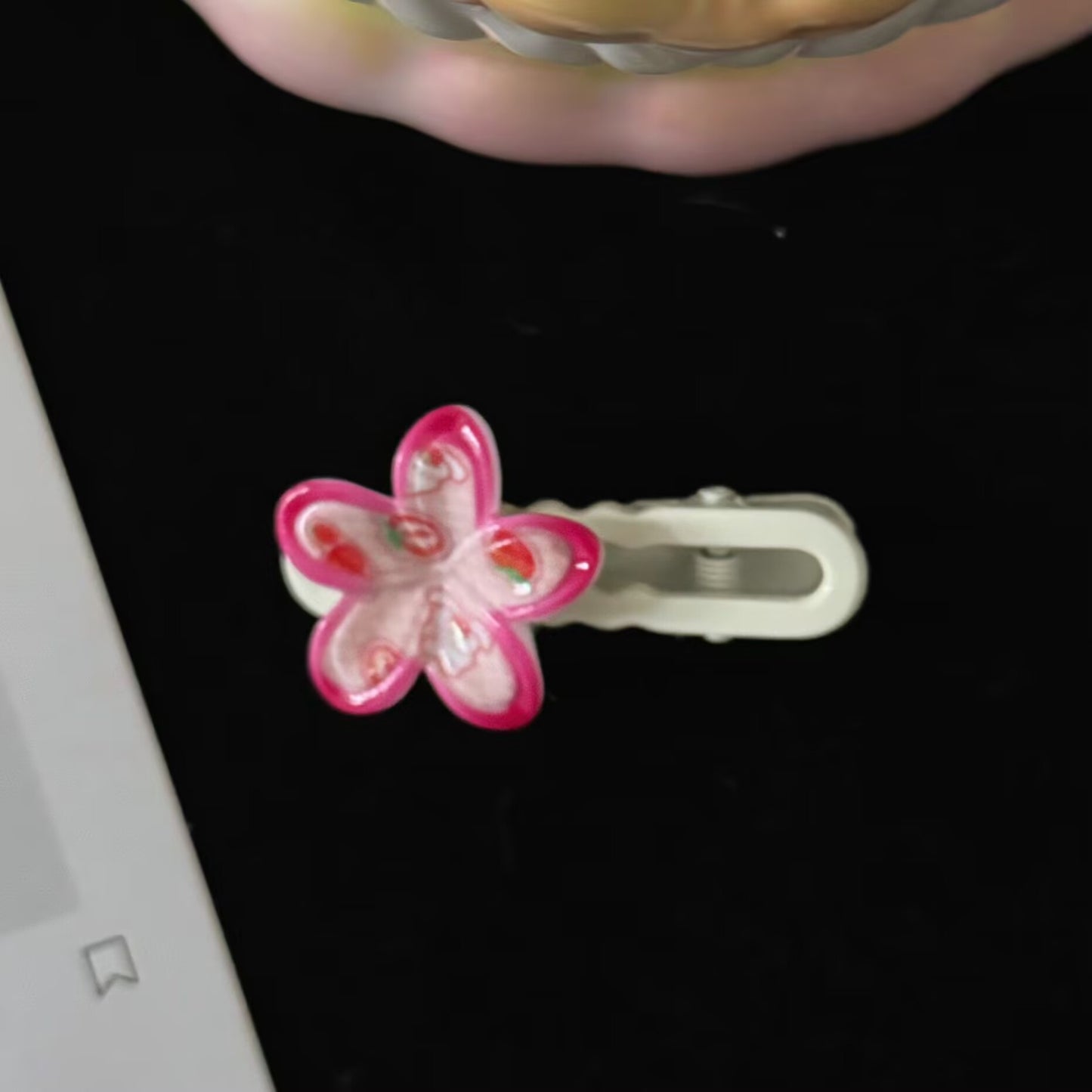 花朵波浪髮夾－黃色花朵髮夾款細節4｜https://igowo.tw/