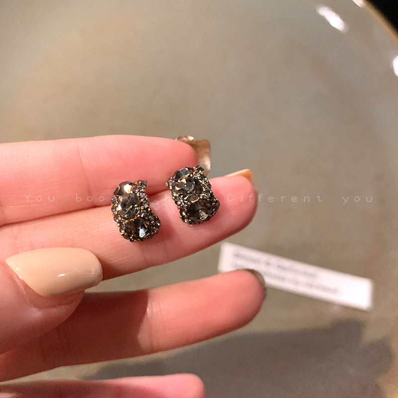 黑色鋯石C形復古耳釘