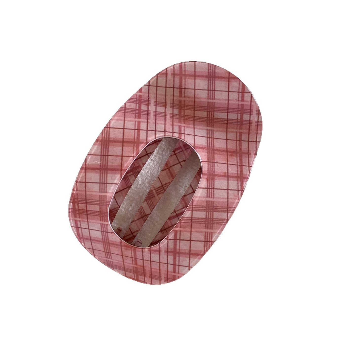 碎花蝴蝶結髮夾－咖色蝴蝶款細節｜https://igowo.tw/