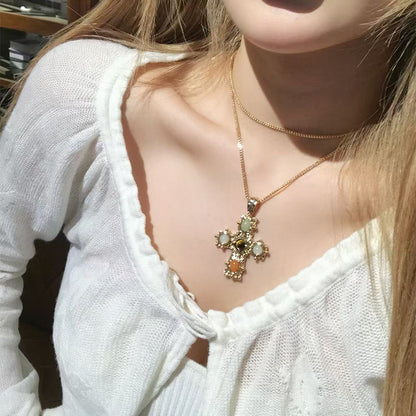 樹脂十字圓形墜飾項鍊