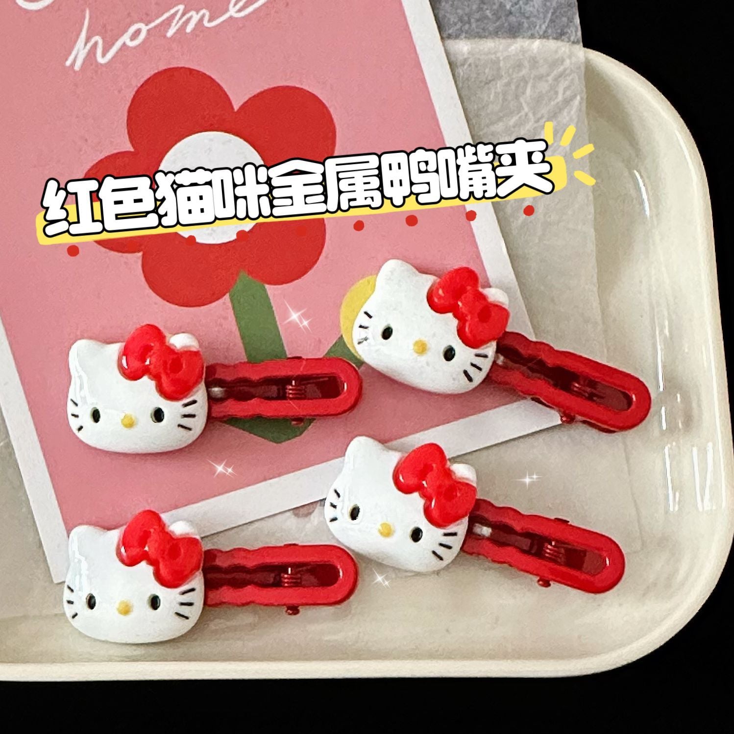紅色貓咪領結髮夾－商品主圖｜https://igowo.tw/