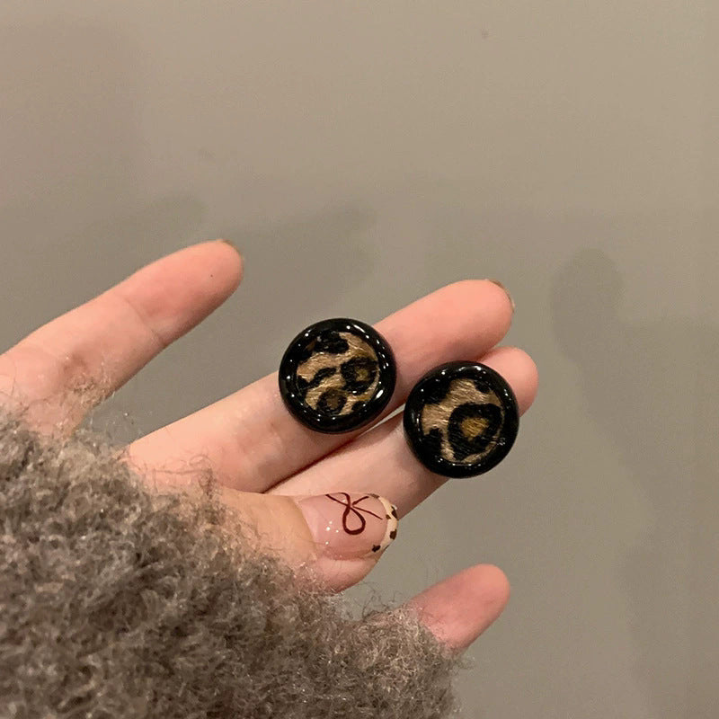 金屬圓珠圓圈復古耳環－細節特寫4｜https://igowo.tw/