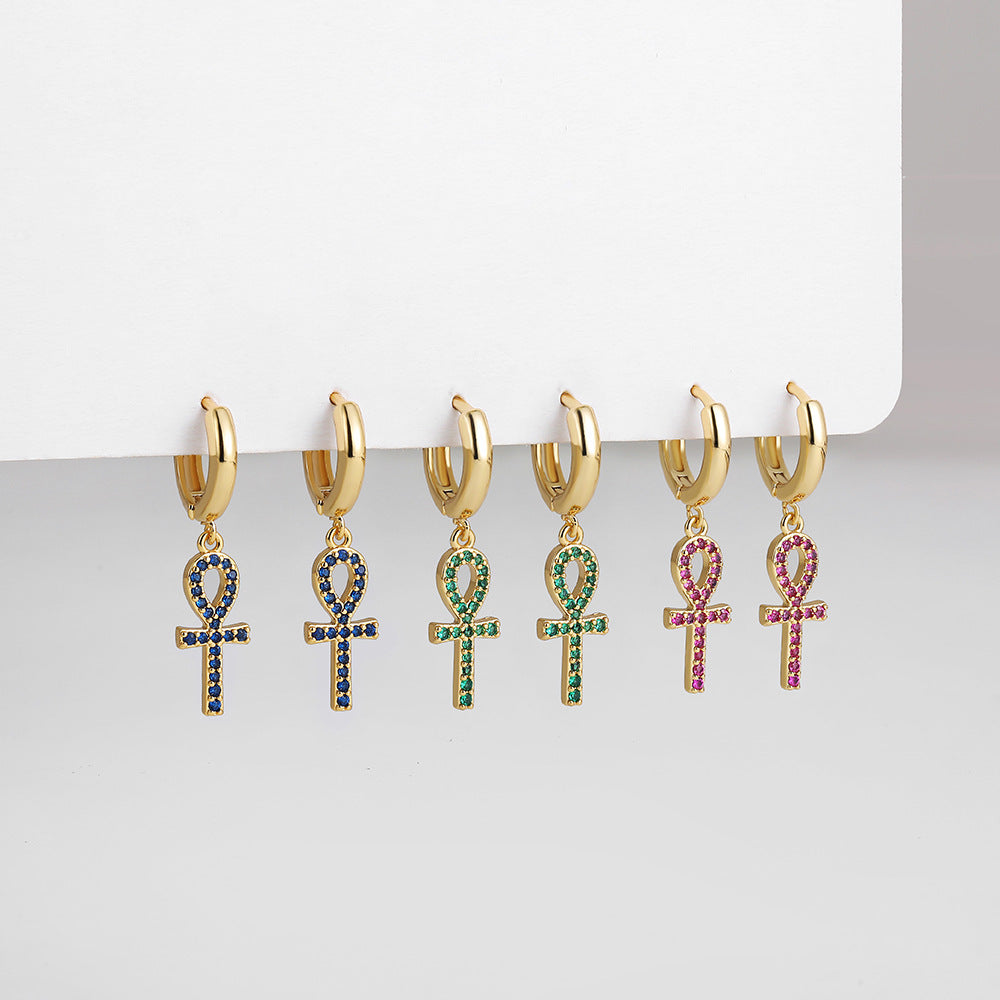金色鋯石方形垂墜耳扣－細節特寫2｜https://igowo.tw/