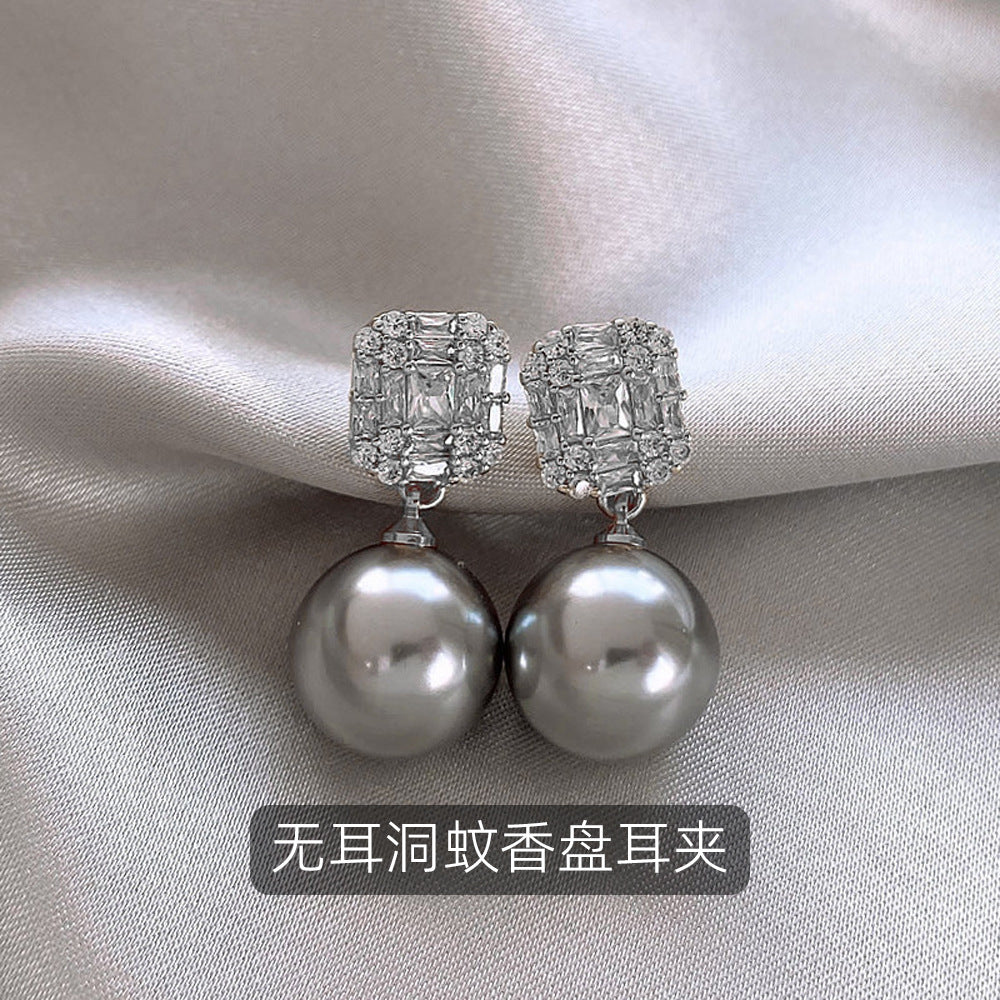 琺瑯愛心免耳洞耳夾－細節特寫72｜https://igowo.tw/