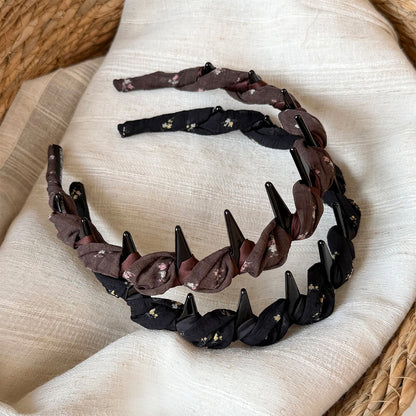 布面波浪纏繞髮箍－咖色印花髮箍款實拍｜https://igowo.tw/
