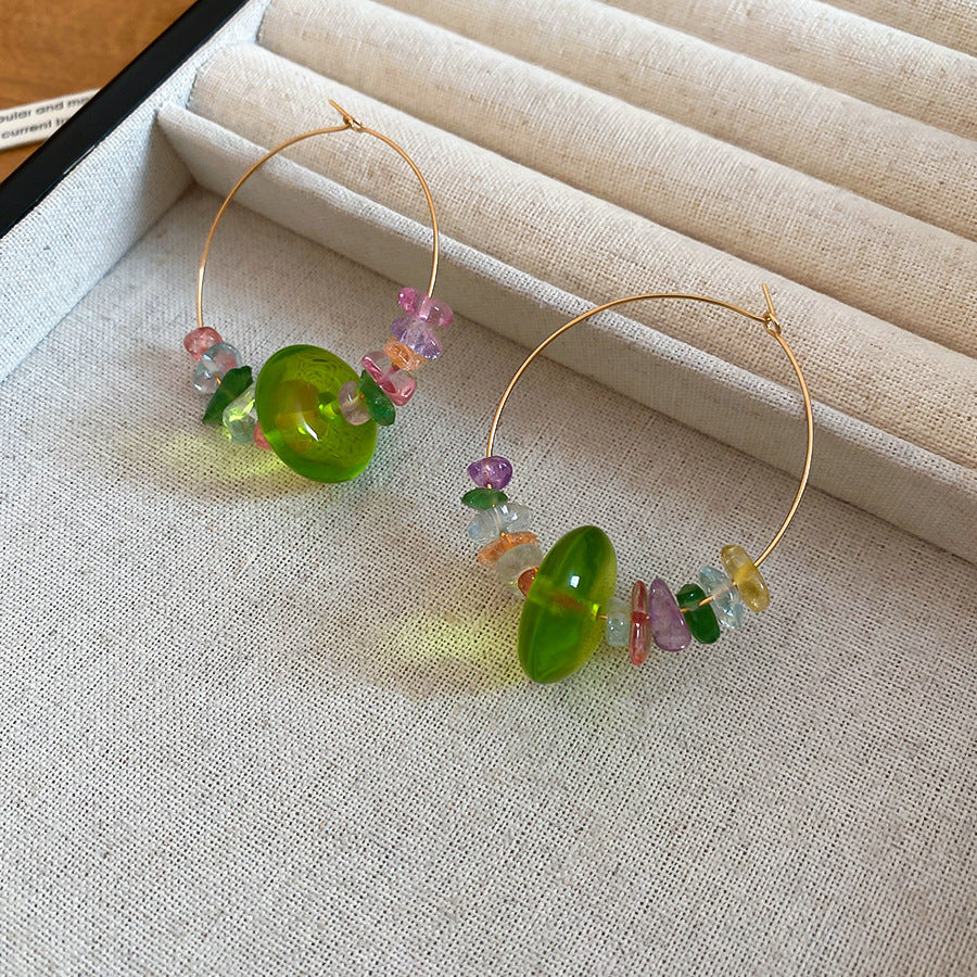 綠色樹脂方形流蘇耳釘－細節特寫21｜https://igowo.tw/