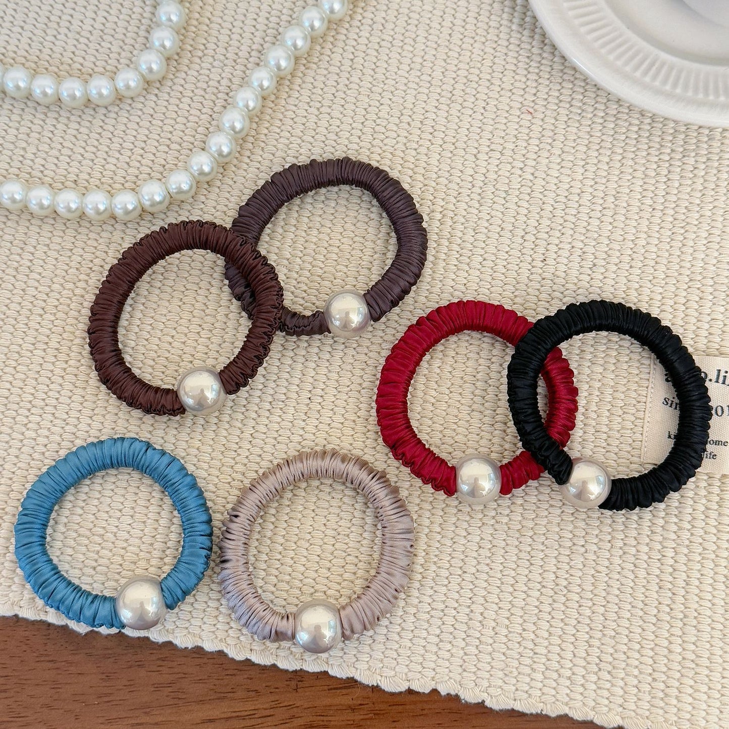 彈力繩簡約髮圈－商品主圖｜https://igowo.tw/