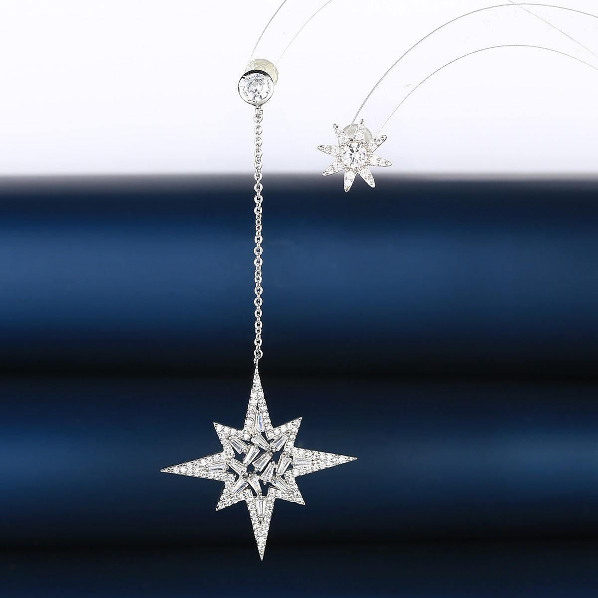 S925鋯石星星流蘇耳釘－商品主圖｜https://igowo.tw/