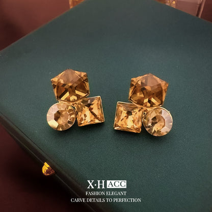 棕色鋯石立體復古耳釘－銀針-藍色款實拍｜https://igowo.tw/