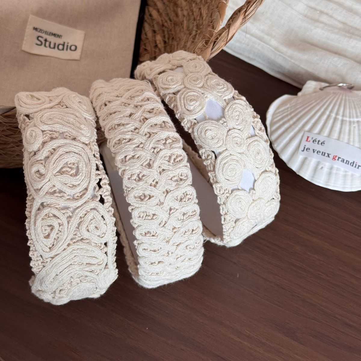 寬版編織髮箍－細節特寫1｜https://igowo.tw/