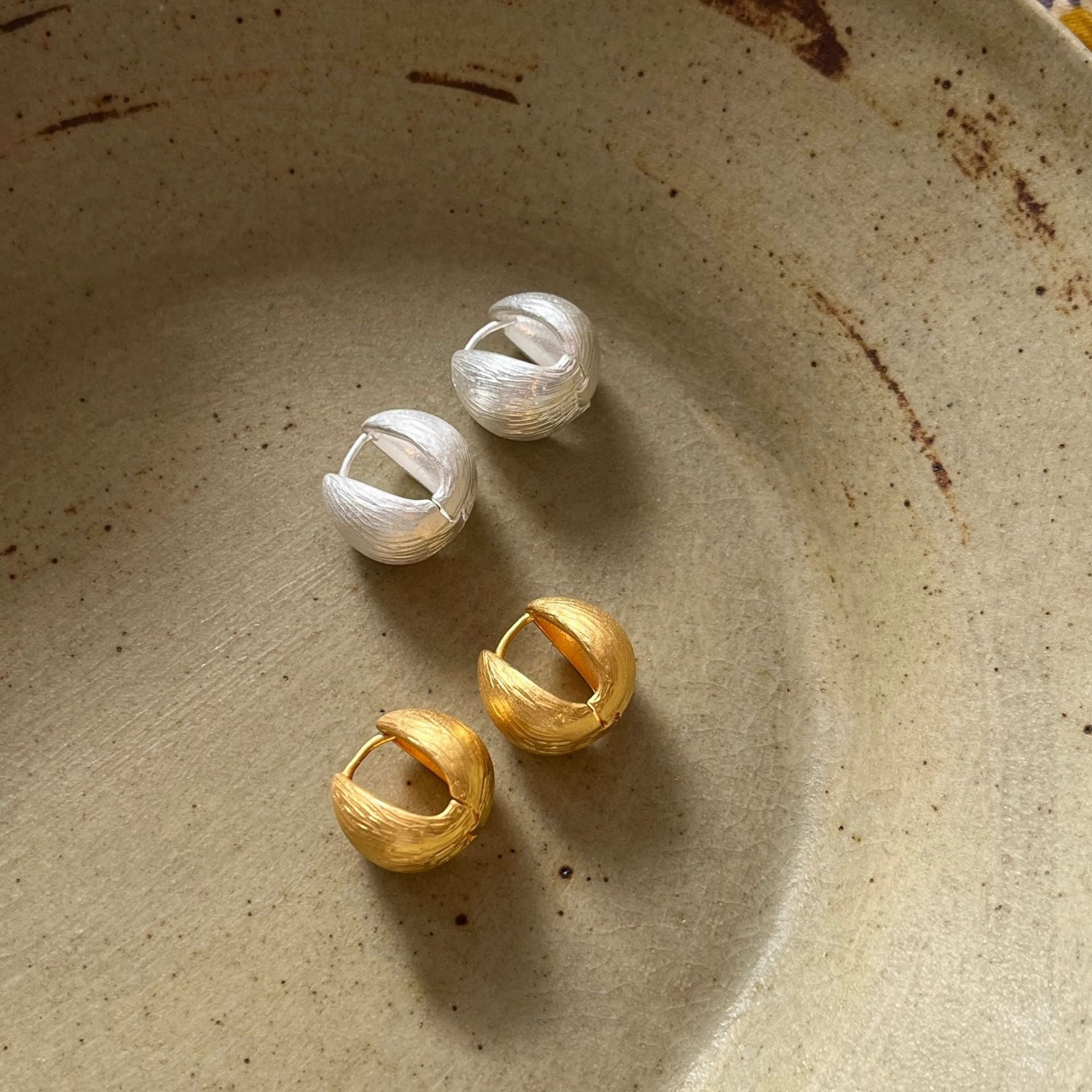 復古簡約耳扣－商品主圖｜https://igowo.tw/