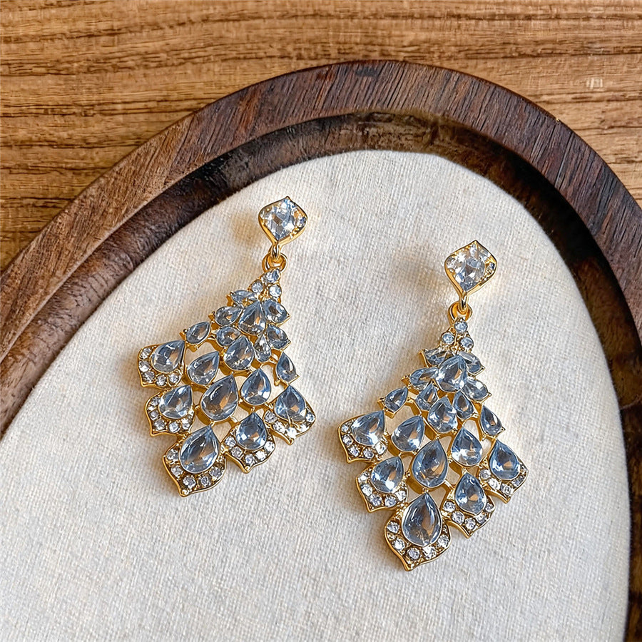 銀針扇形水滴鑲鑽耳釘