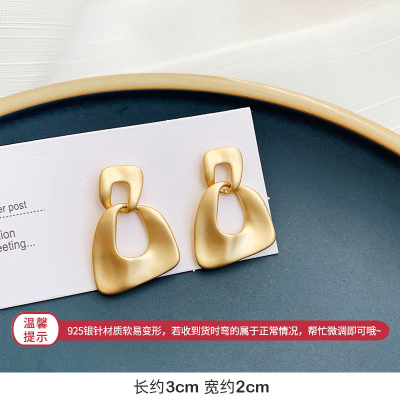 銀針簡約耳環－細節特寫37｜https://igowo.tw/