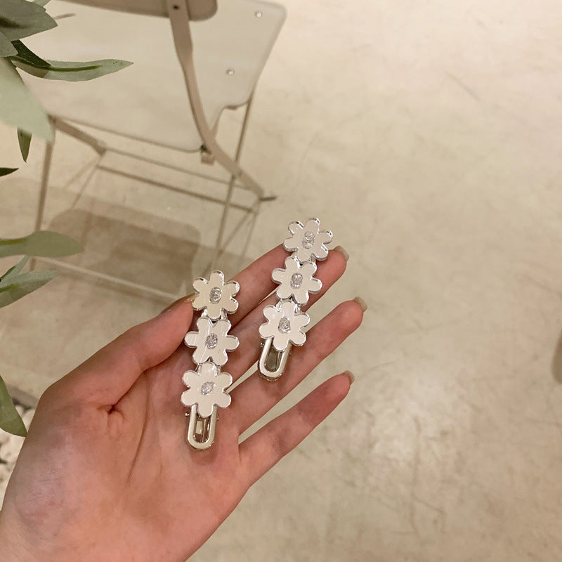 花朵簡約髮夾－商品主圖｜https://igowo.tw/
