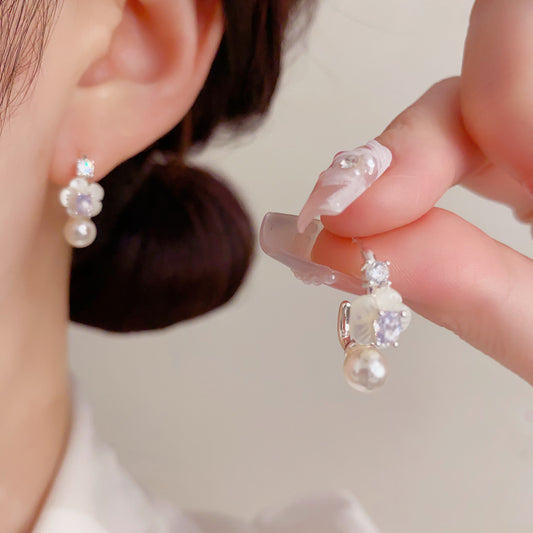珍珠貝殼耳釘－商品主圖｜https://igowo.tw/