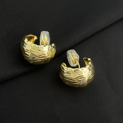 金色電鍍耳夾－細節特寫5｜https://igowo.tw/