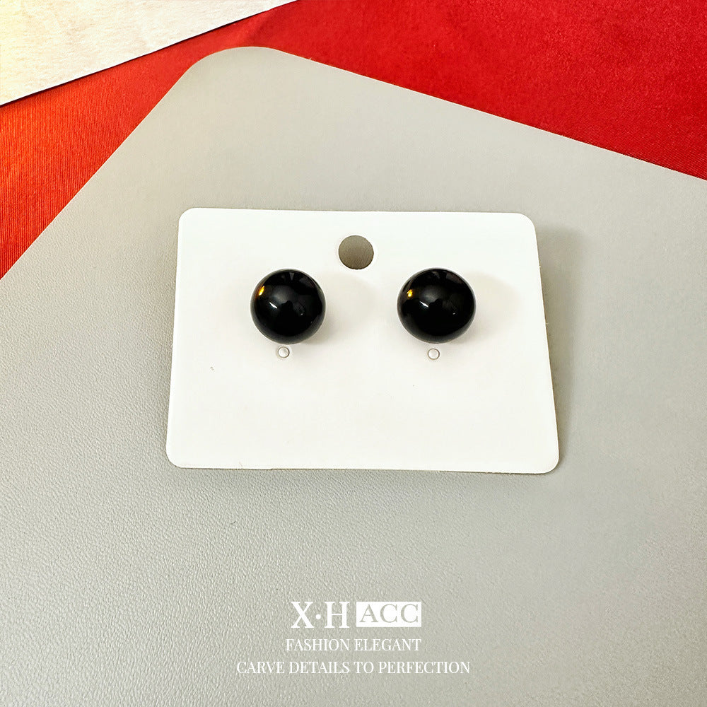 復古紅珍珠簡約耳釘－細節特寫31｜https://igowo.tw/