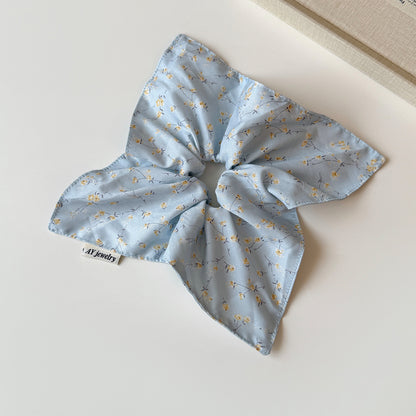 碎花大腸圈簡約髮圈－綠色寬版髮箍款細節｜https://igowo.tw/