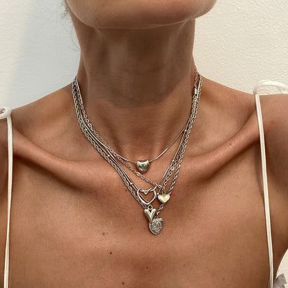 金屬愛心扭紋多層項鍊－第二視角實拍｜https://igowo.tw/