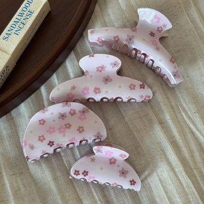 碎花花朵簡約髮夾－細節特寫1｜https://igowo.tw/