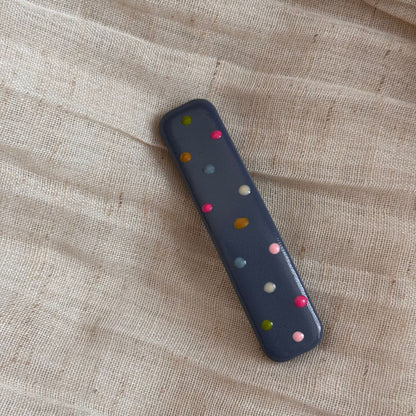 彩色皮革波點方形髮夾
