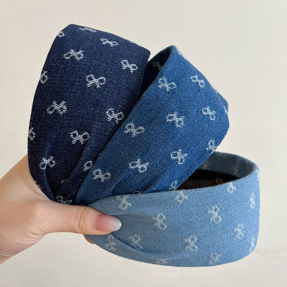 蝴蝶結寬版髮箍－淺藍款細節｜https://igowo.tw/