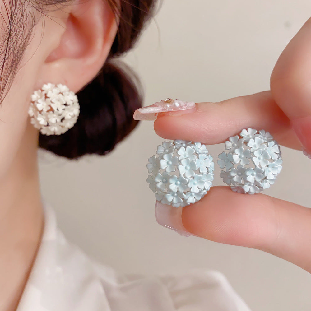 花朵圓形簡約耳釘－商品主圖｜https://igowo.tw/