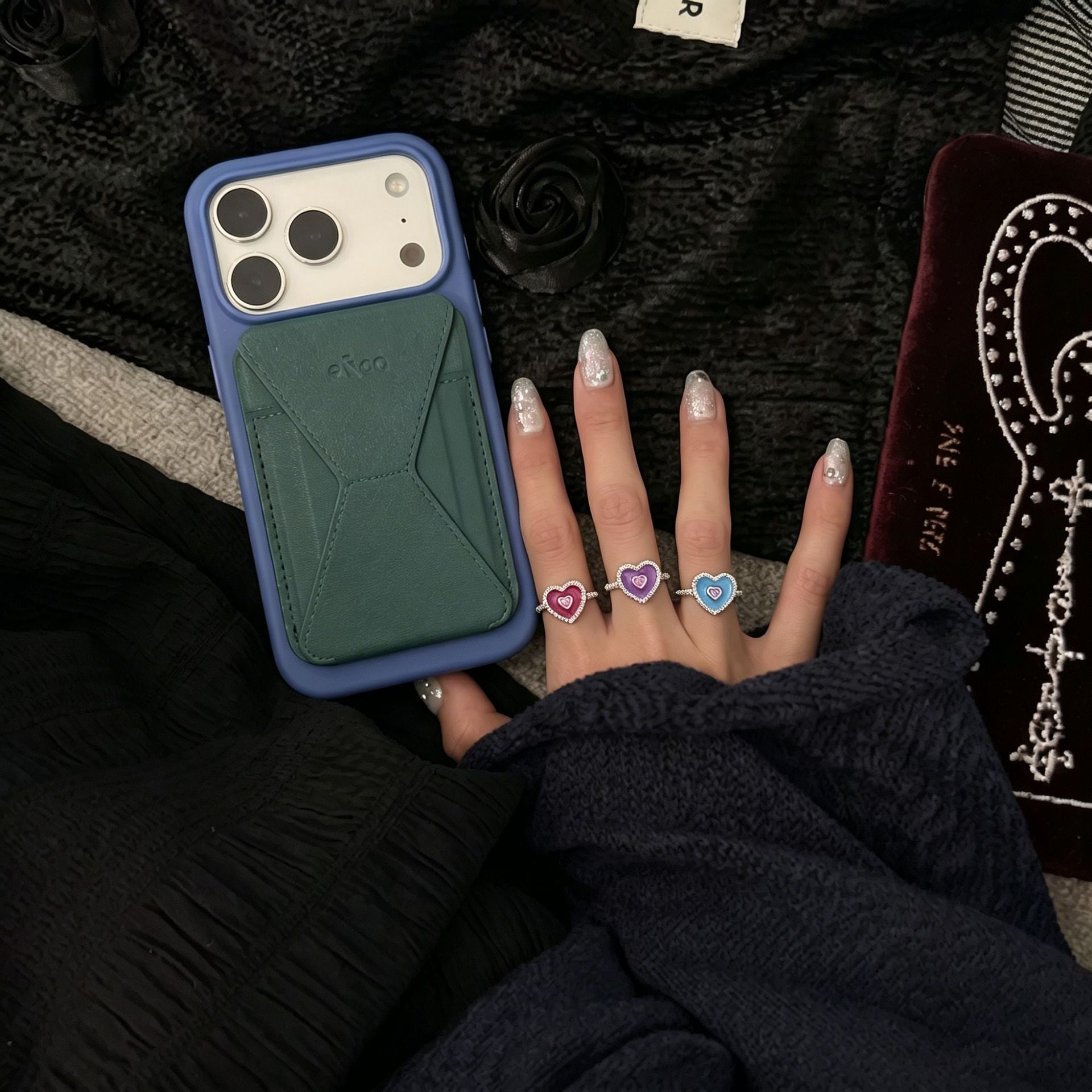 彩色琺瑯愛心鑲鑽戒指－紫色款細節1｜https://igowo.tw/
