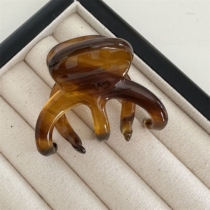 醋酸板材鯊魚夾－五齒章魚夾-咖色款細節｜https://igowo.tw/