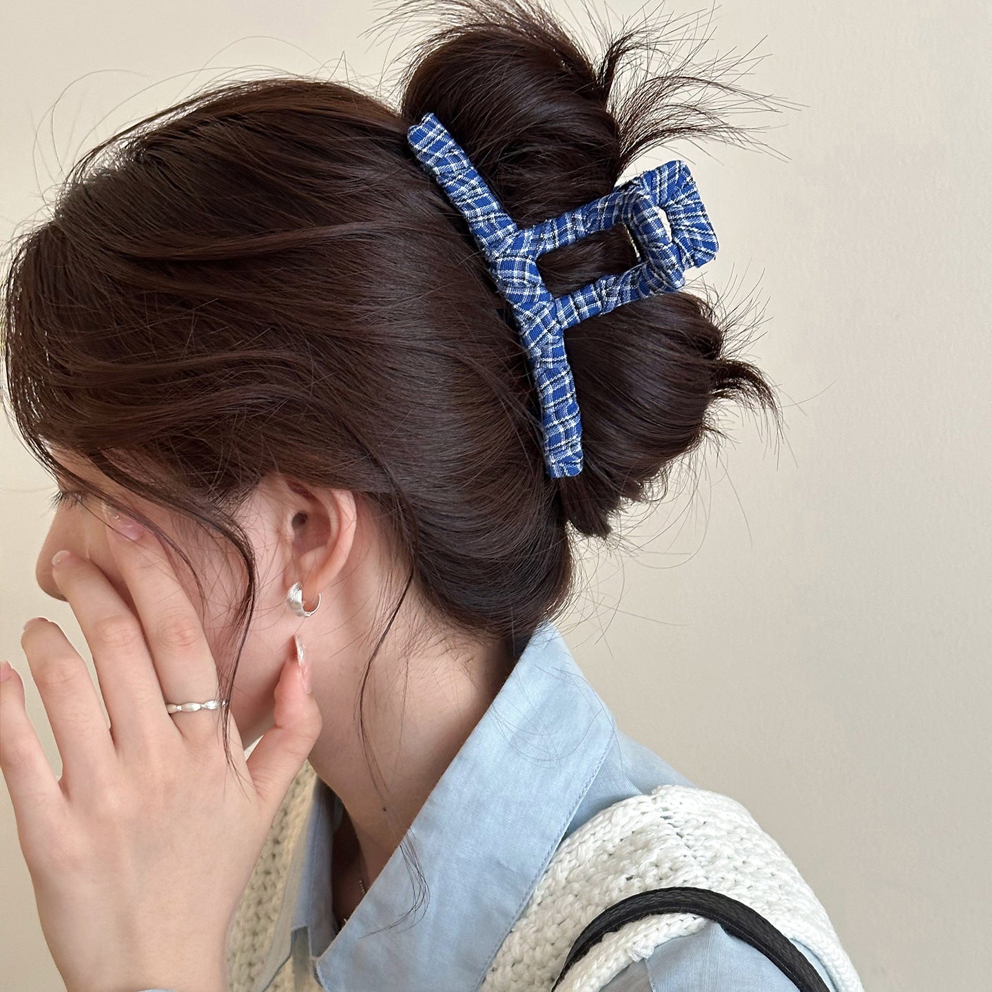 布面纏繞復古鯊魚夾－牛仔色款細節｜https://igowo.tw/