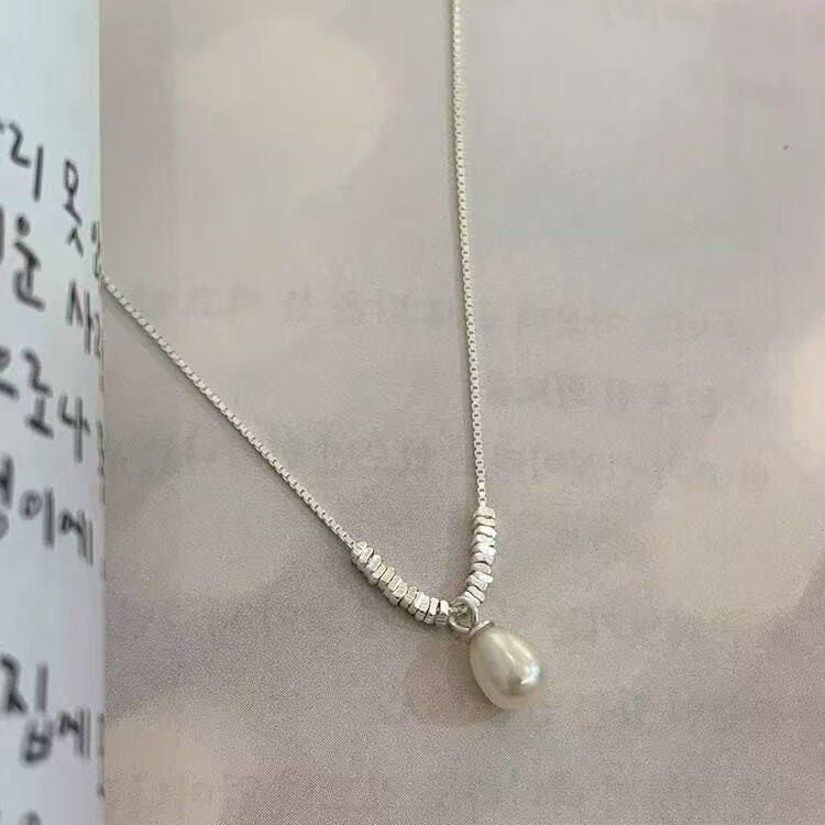 珍珠墜飾項鍊