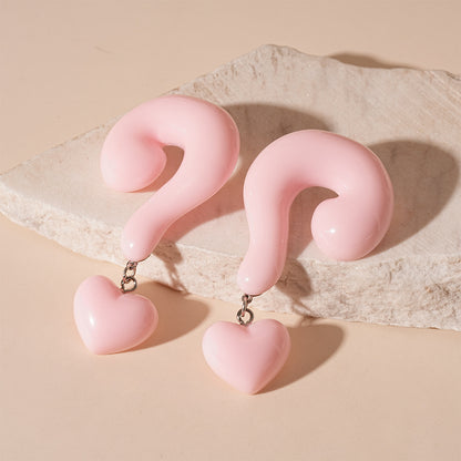 粉色樹脂花朵耳釘－細節特寫25｜https://igowo.tw/