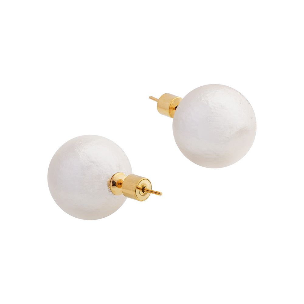 珍珠簡約耳釘－細節特寫3｜https://igowo.tw/