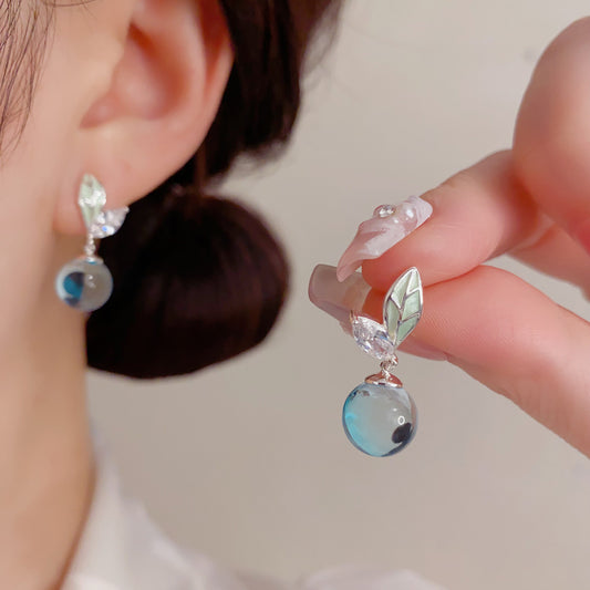 琺瑯樹脂樹葉簡約耳墜－商品主圖｜https://igowo.tw/