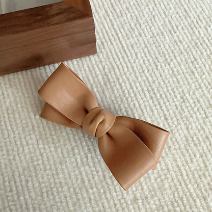 棕色蝴蝶結髮夾