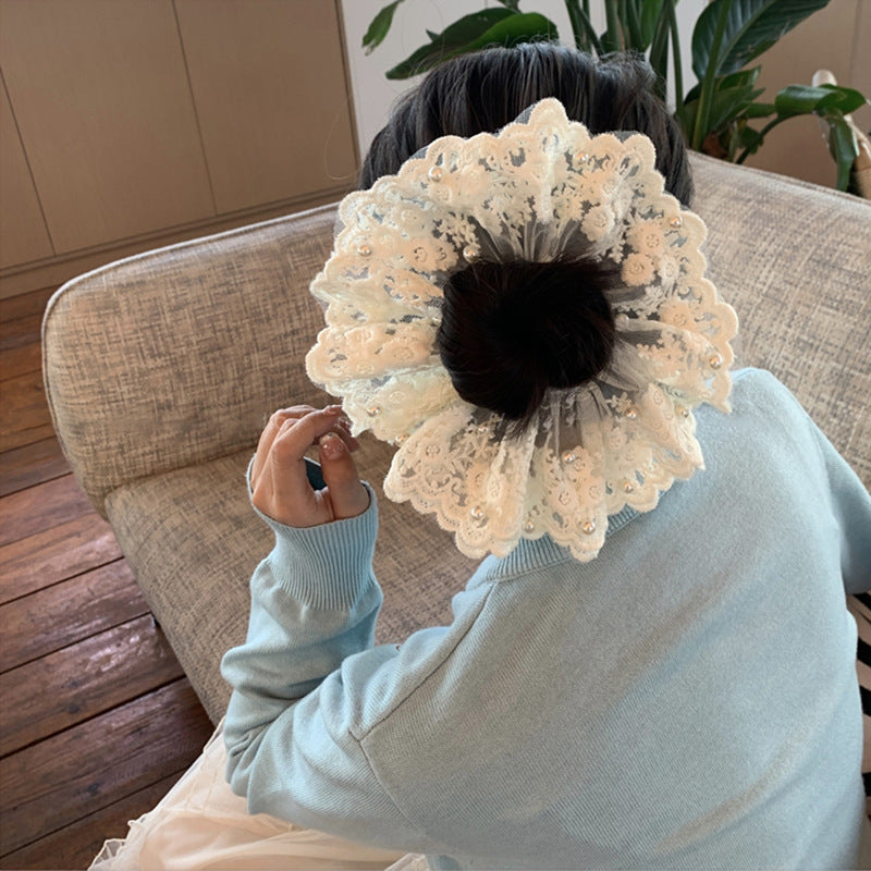 珍珠大腸圈刺繡髮圈－黑色款實拍｜https://igowo.tw/