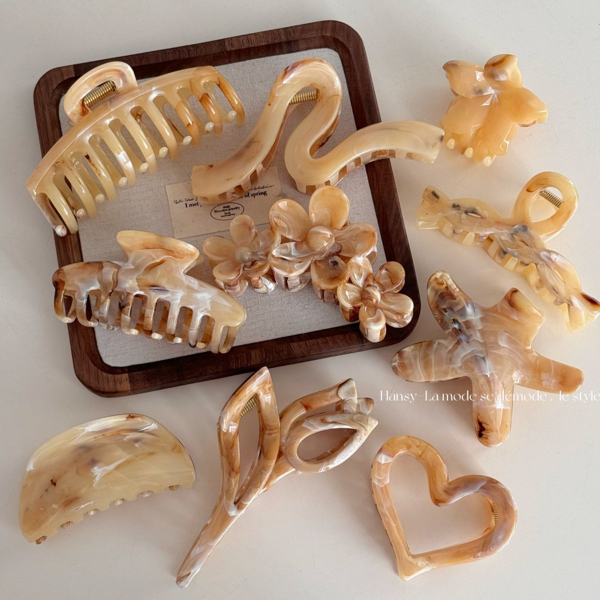 棕色海星簡約鯊魚夾－商品主圖｜https://igowo.tw/