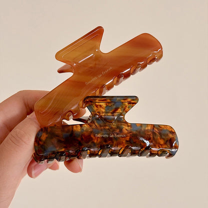 醋酸板材方形鯊魚夾－米白款細節｜https://igowo.tw/