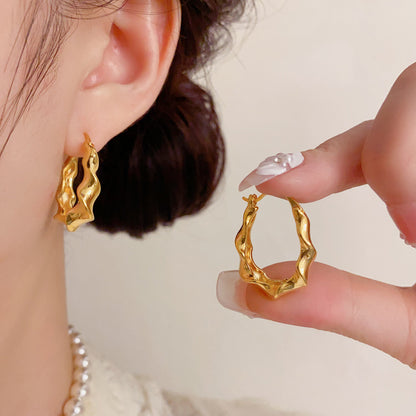 金屬不規則簡約耳扣－商品主圖｜https://igowo.tw/