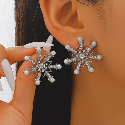 珍珠雪花鑲鑽耳環－細節特寫18｜https://igowo.tw/