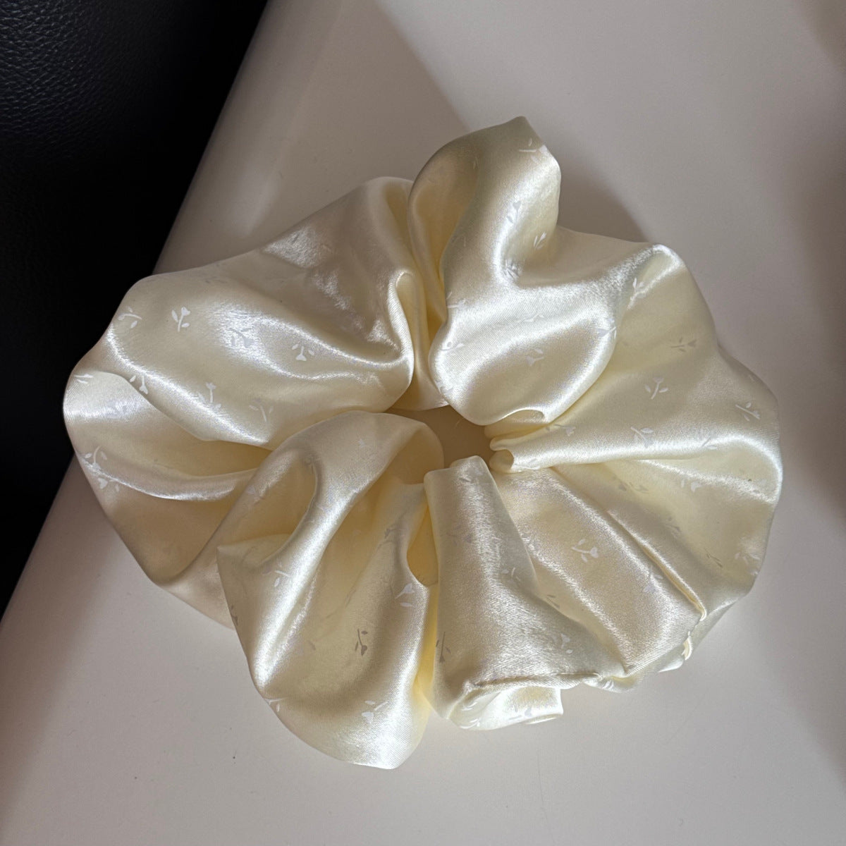 碎花簡約髮圈－細節特寫8｜https://igowo.tw/