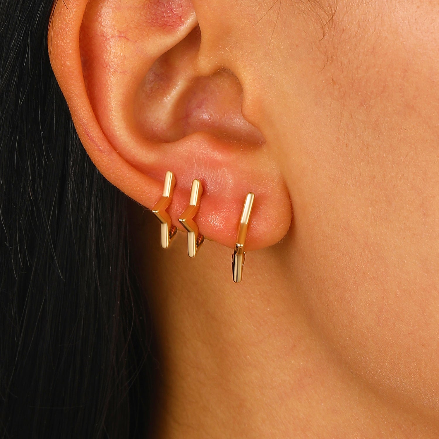 金色星星簡約耳扣－第二視角實拍｜https://igowo.tw/