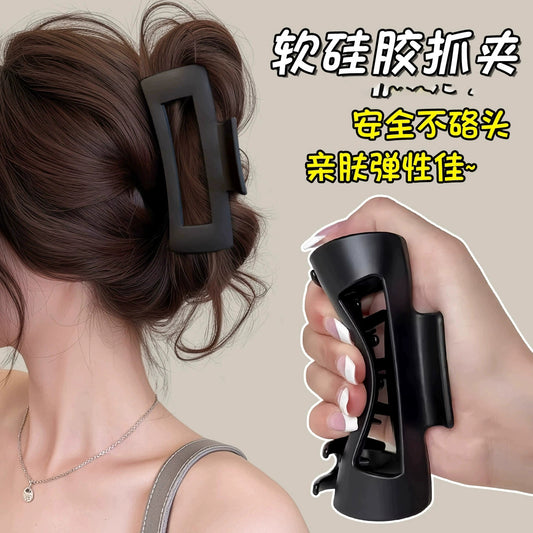 簡約經典鯊魚夾－商品主圖｜https://igowo.tw/