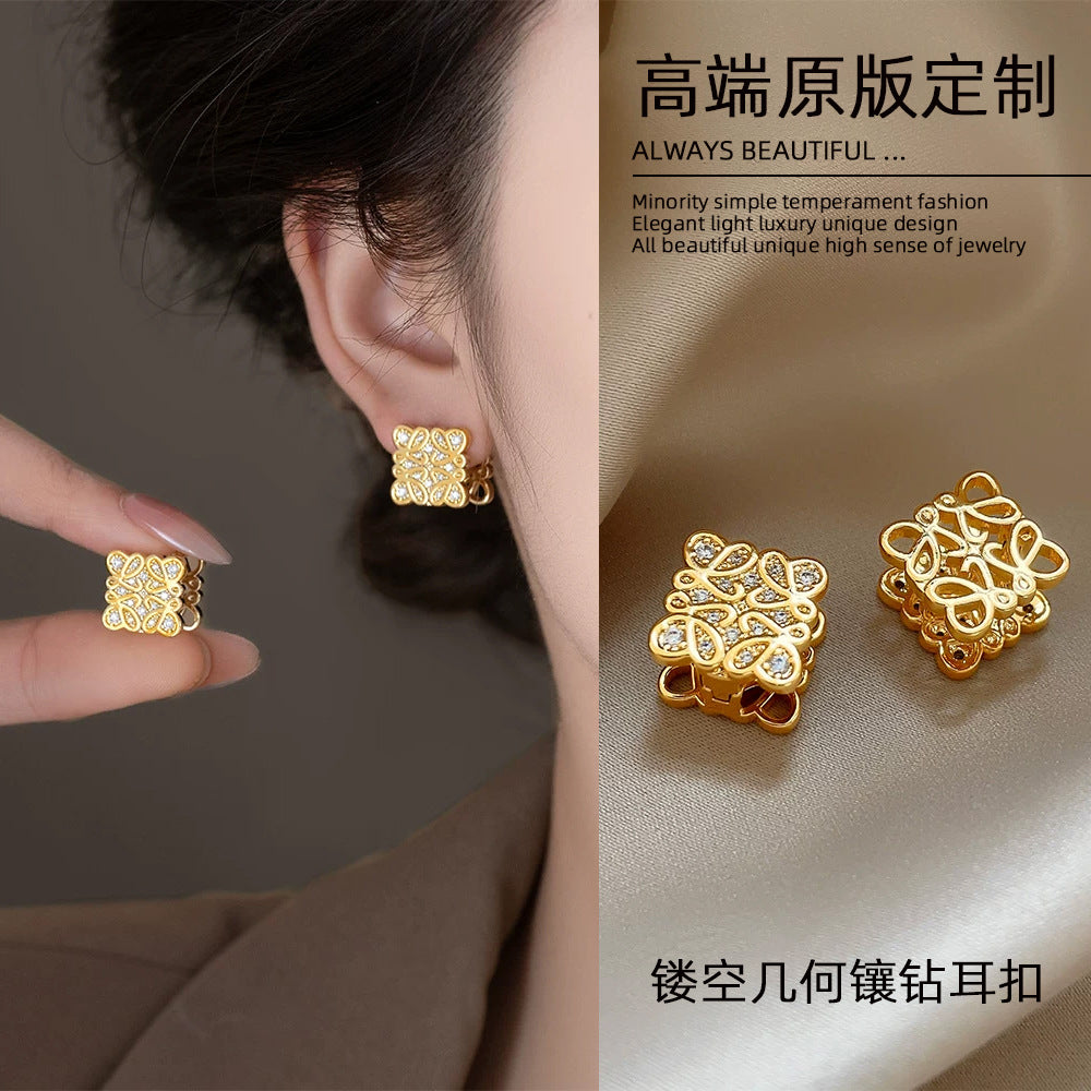 幾何雙面鑲鑽耳扣－商品主圖｜https://igowo.tw/